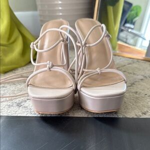 Elegant Women's Nude strappy heels